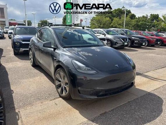 TESLA MODEL Y 2024 7SAYGAEE7RF036343 image